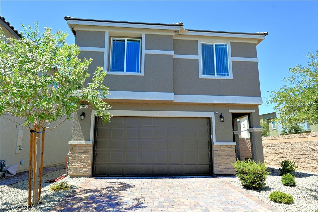 10205 Starlit Canyon Court Property Photo 3