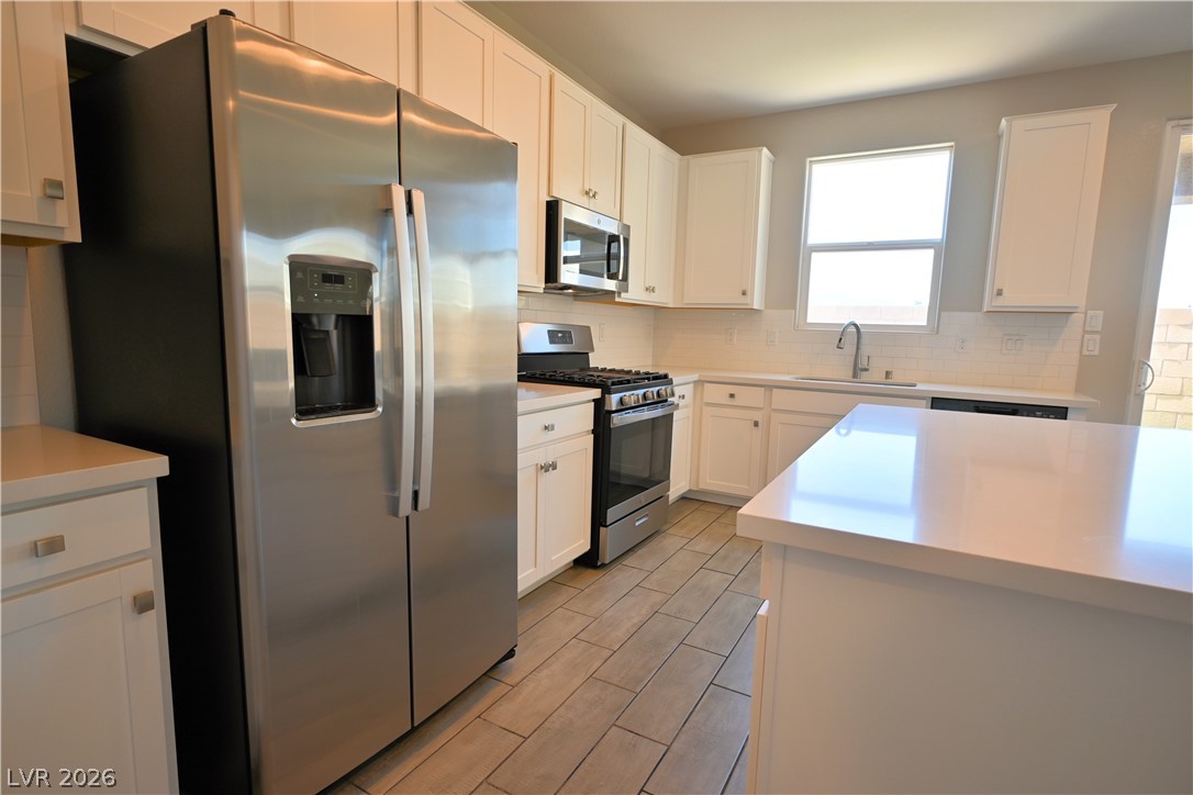 10205 Starlit Canyon Court Property Photo 7