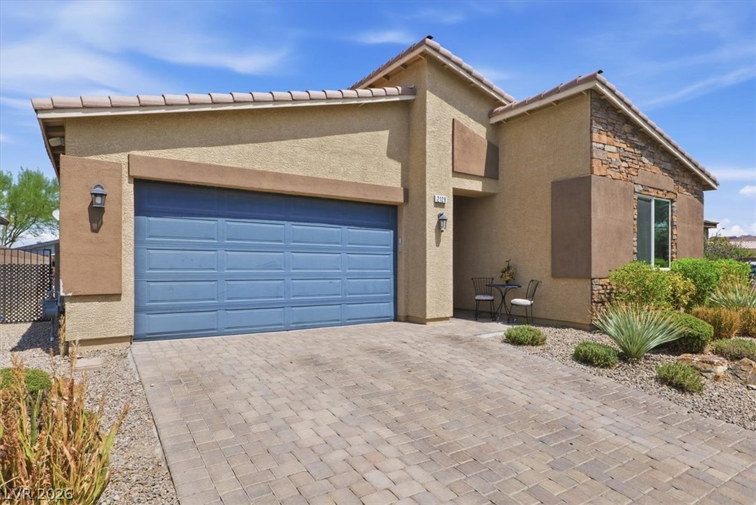 2128 Del Aqua Avenue Property Photo 2