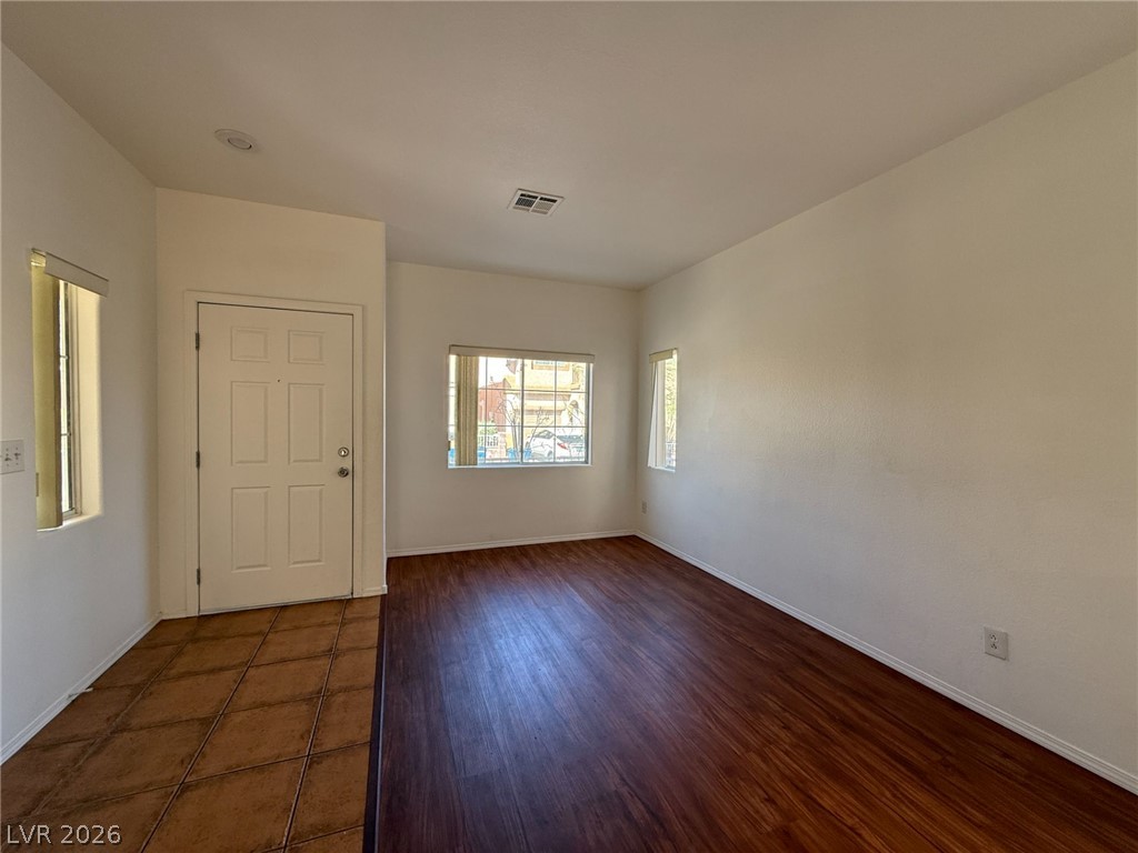 10541 Kivas Court Property Photo 4
