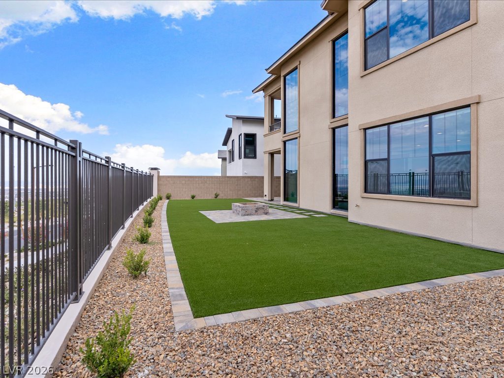 980 Natural Harmony Street Property Photo 75