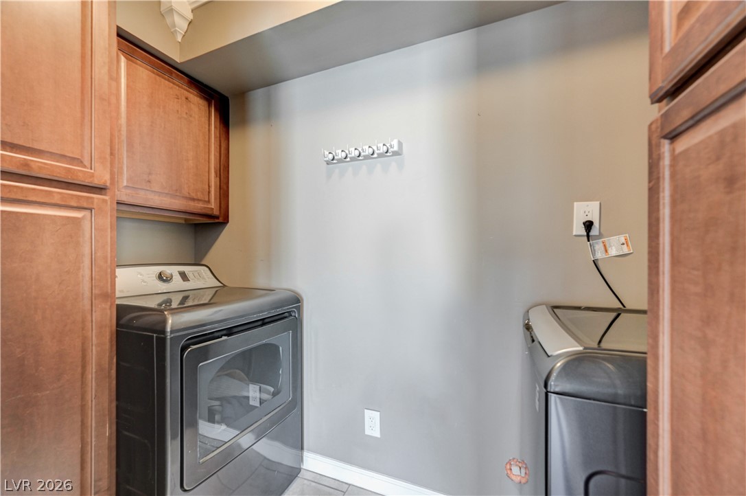 2064 Waverly Circle Property Photo 40