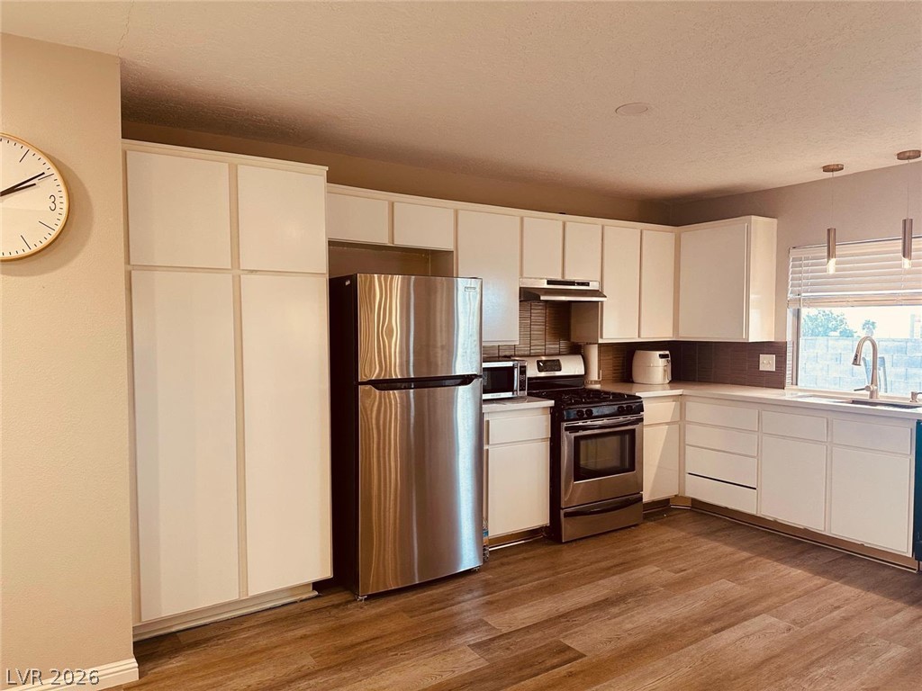 109 Glen Oak Drive Property Photo 3