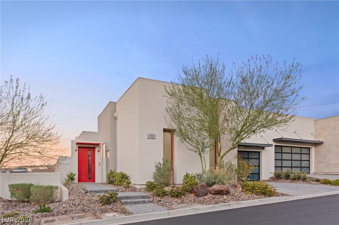 656 Falcon Summit Court