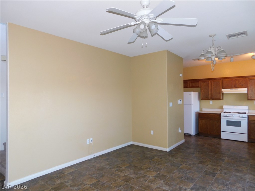 5260 Birdstone Court Property Photo 4