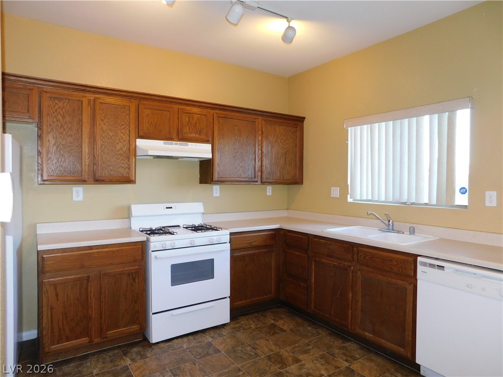 5260 Birdstone Court Property Photo 9