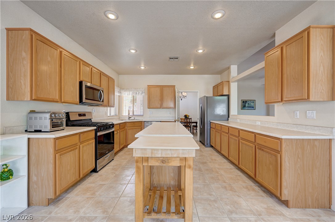 8316 Dawn Breeze Avenue Property Photo 17