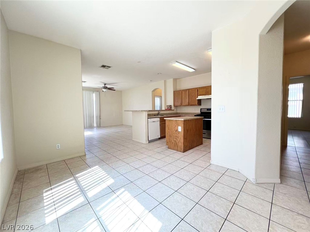 4929 Droubay Drive Property Photo 6