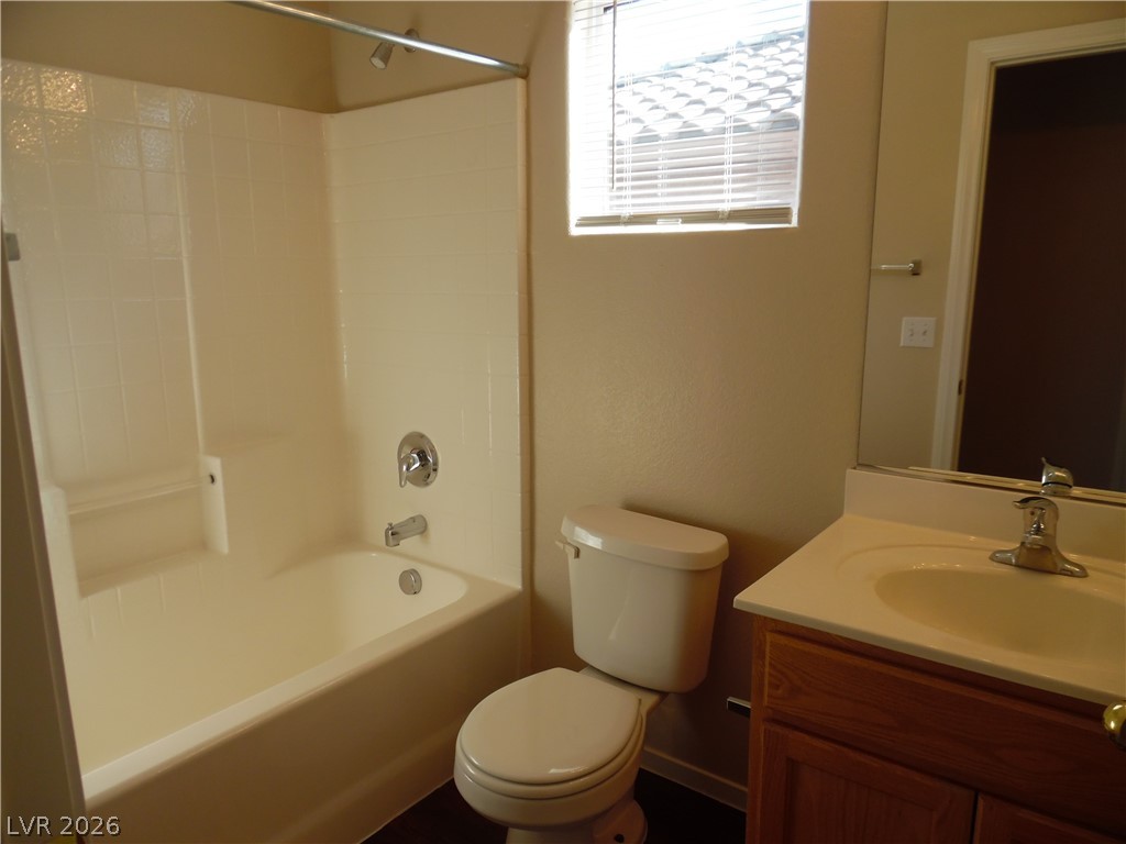 6371 Thunder Gulch Avenue Property Photo 18