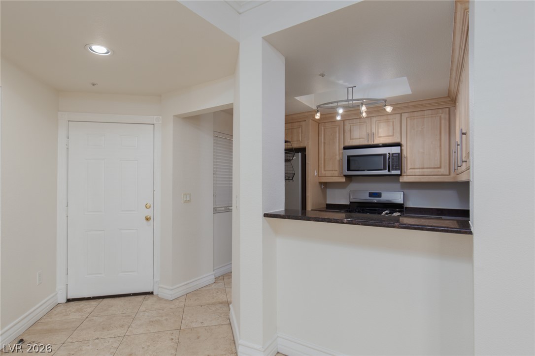 210 East Flamingo Road 117 Property Photo 11