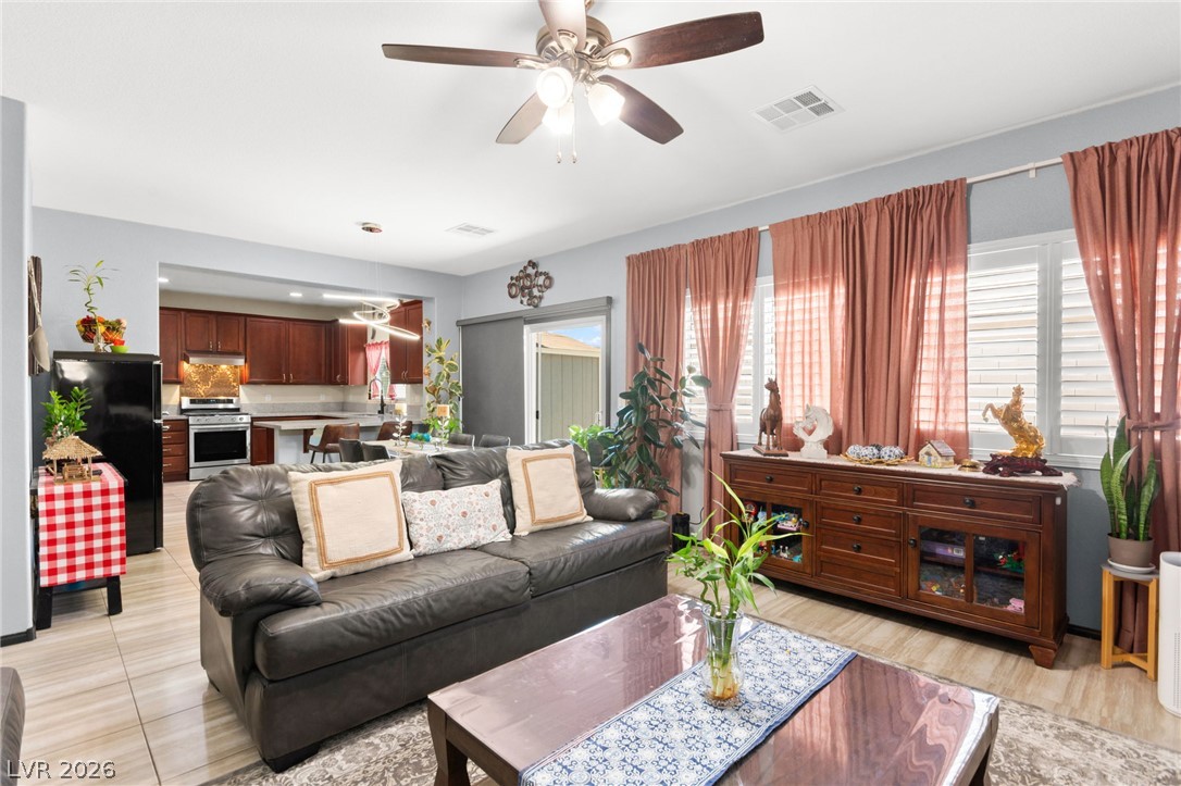 5503 Jett Canyon Street Property Photo 16