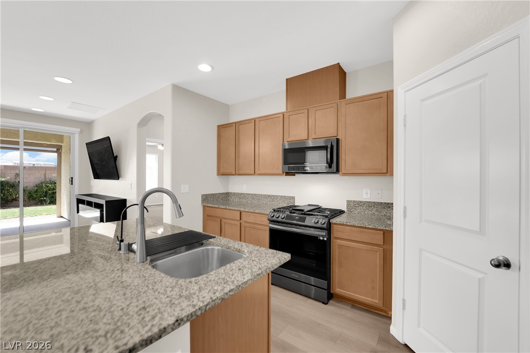 9947 Fletcher Peak Avenue Property Photo 13