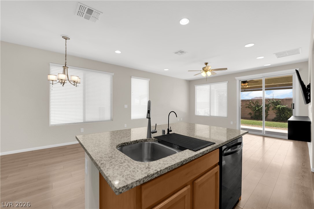 9947 Fletcher Peak Avenue Property Photo 14