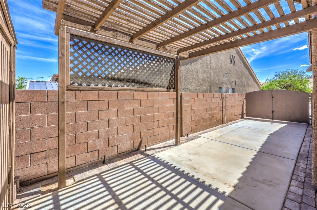 168 Ridge Crossing Avenue Property Photo 39