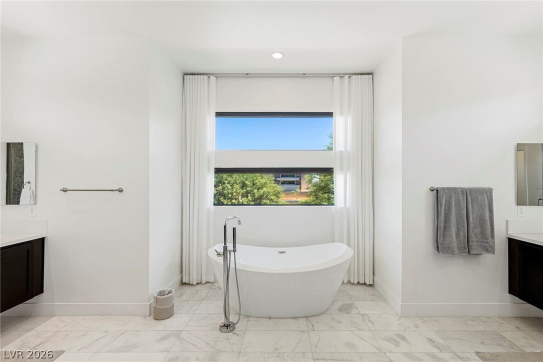47 Pristine Glen Street Property Photo 30