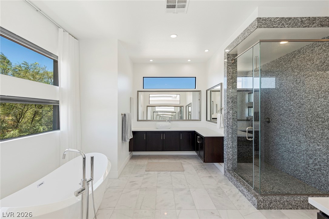 47 Pristine Glen Street Property Photo 31