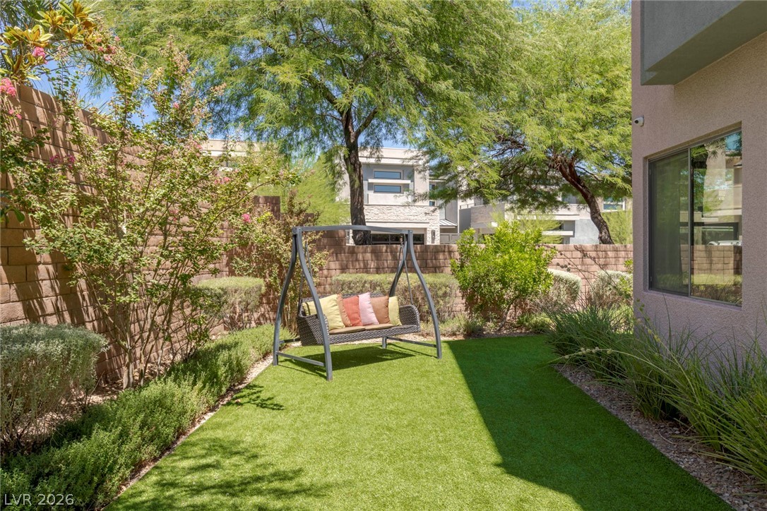 47 Pristine Glen Street Property Photo 41
