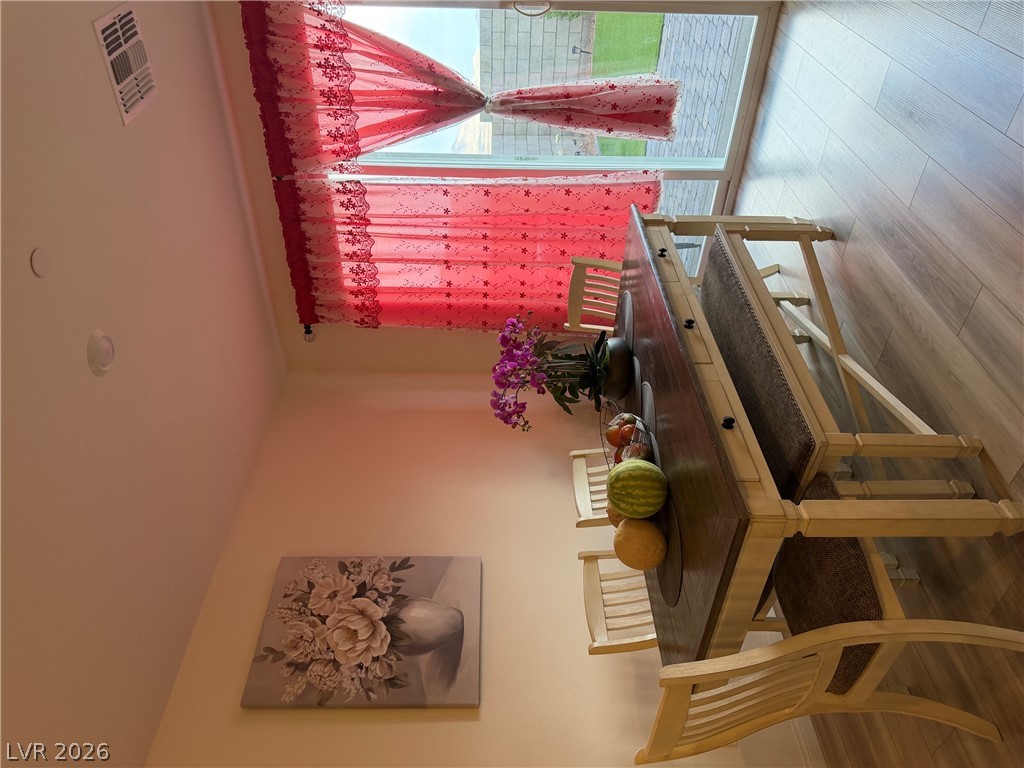 9814 Alpine Style Property Photo 4