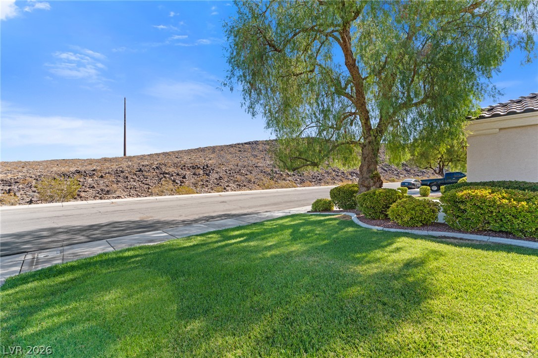 2141 Arpeggio Avenue Property Photo 6