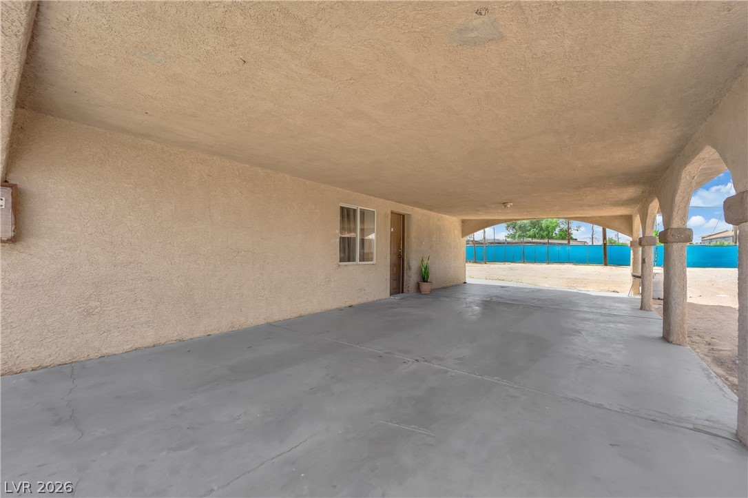 2401 Ellis Street Property Photo 7