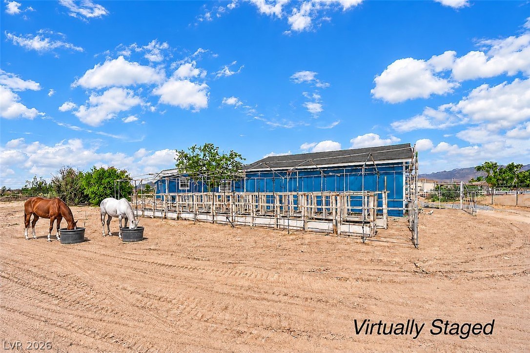 81 East Stagecoach Road Property Photo 2