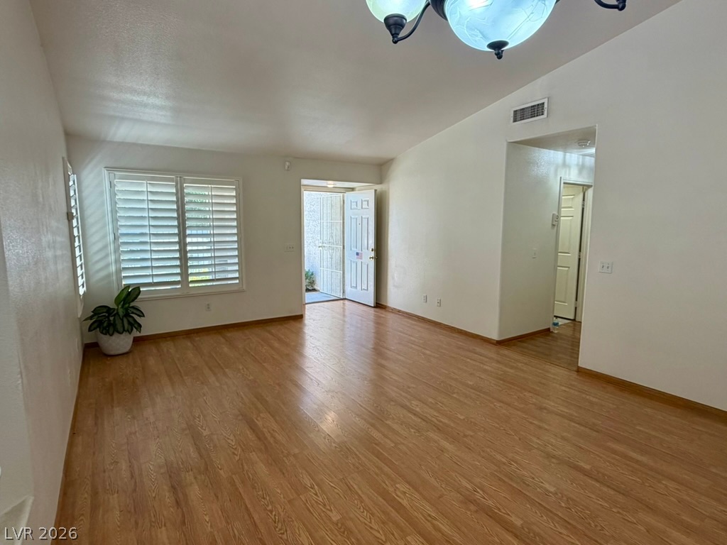 1809 Lyell Canyon Lane Property Photo 6