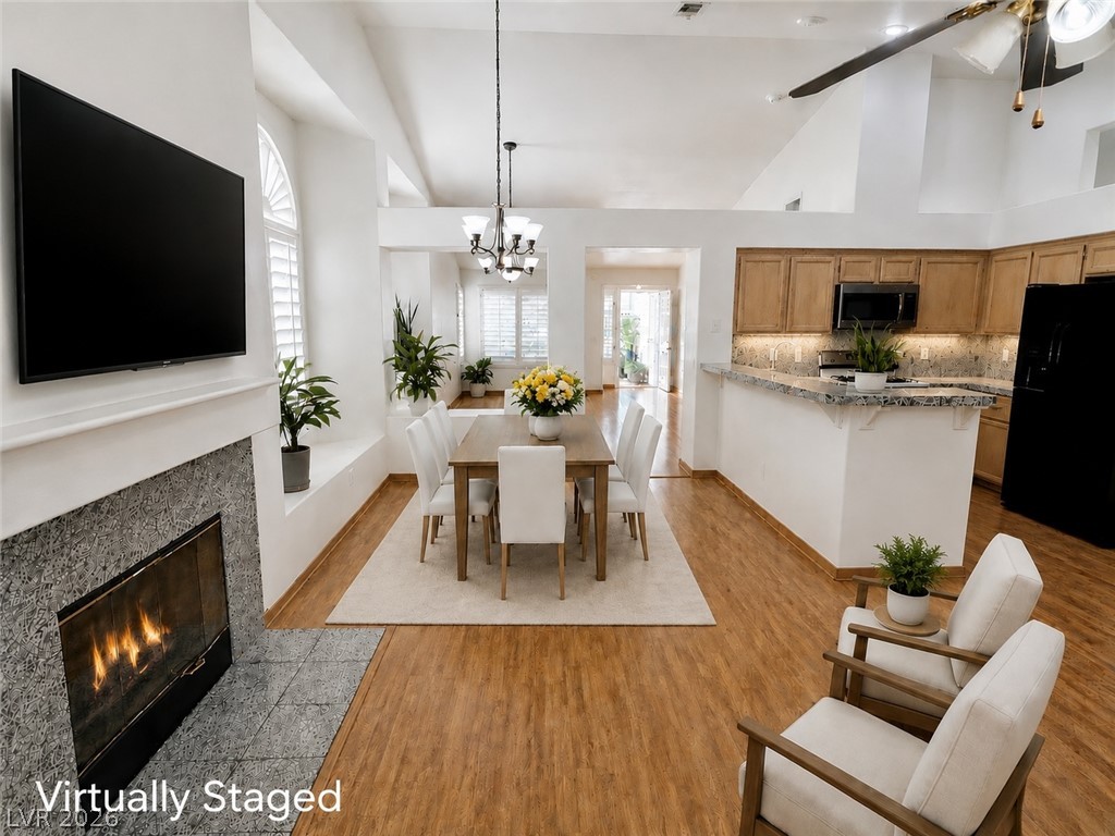1809 Lyell Canyon Lane Property Photo 8