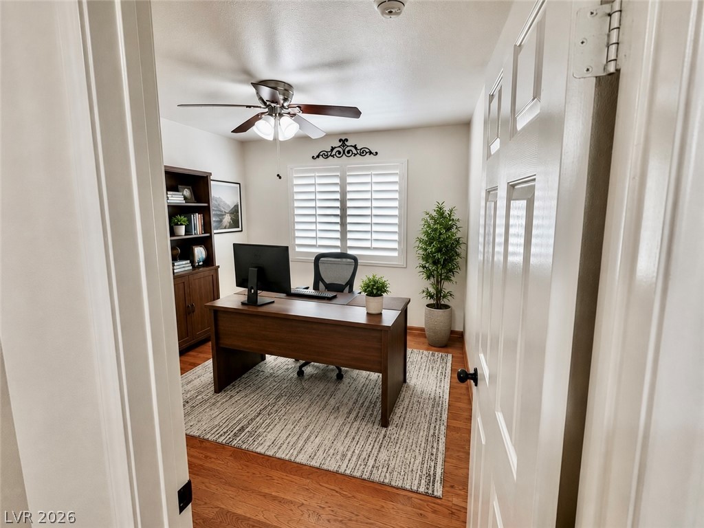 1809 Lyell Canyon Lane Property Photo 18