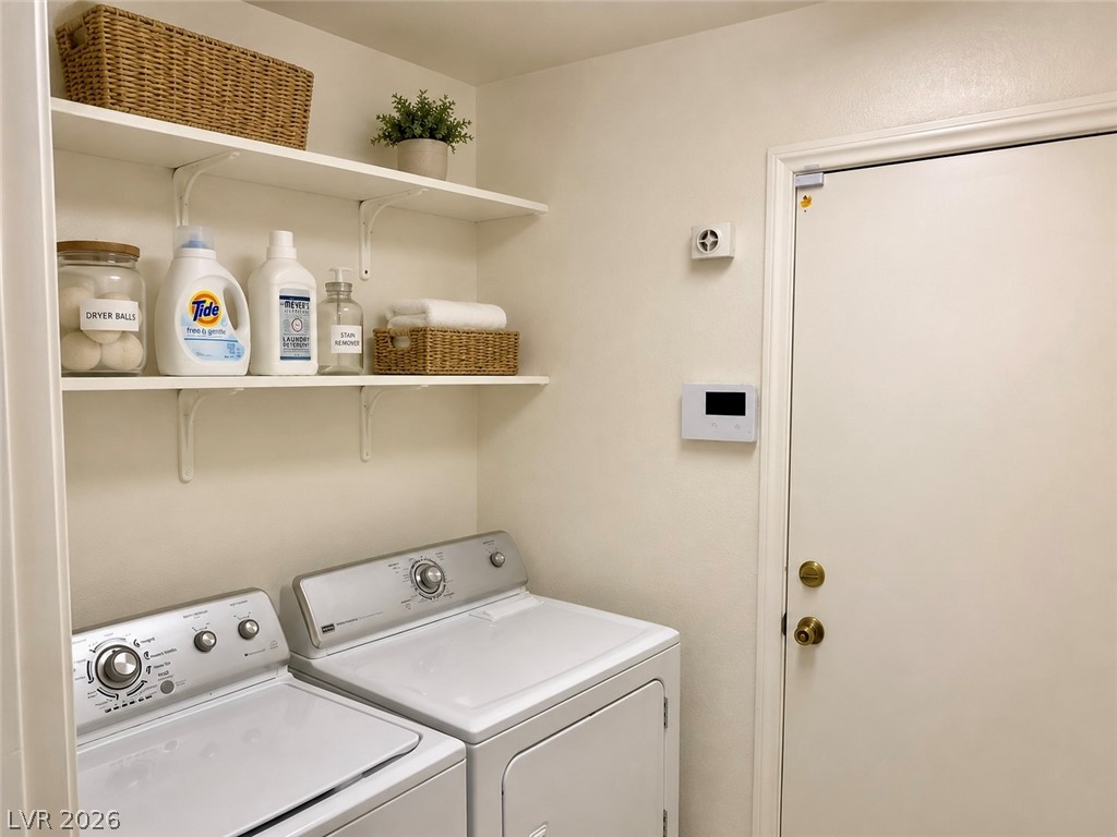 1809 Lyell Canyon Lane Property Photo 23