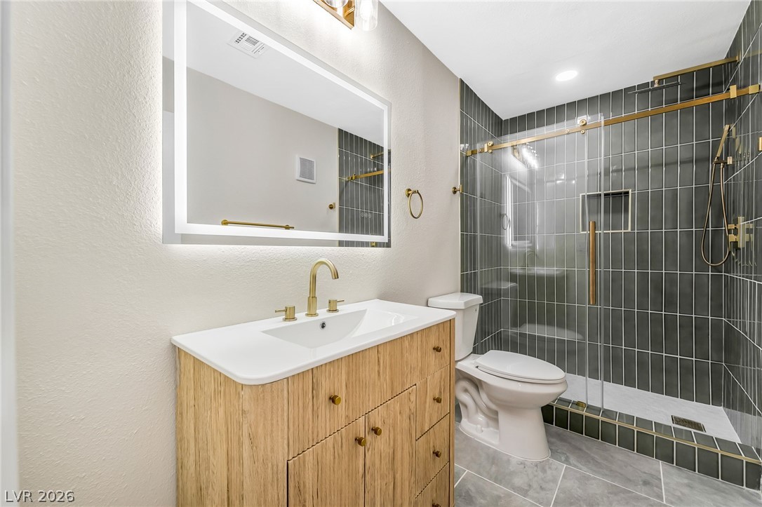 1405 Vegas Valley Drive 51 Property Photo 17