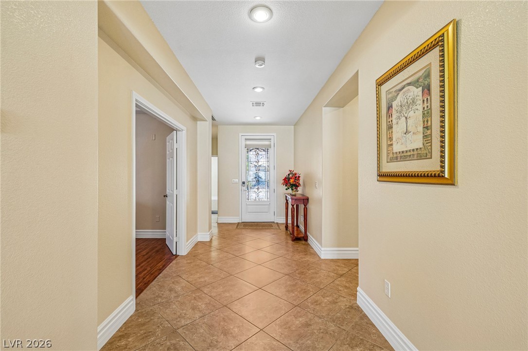1068 Oak Fair Street Property Photo 7