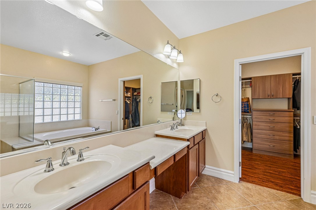 1068 Oak Fair Street Property Photo 26