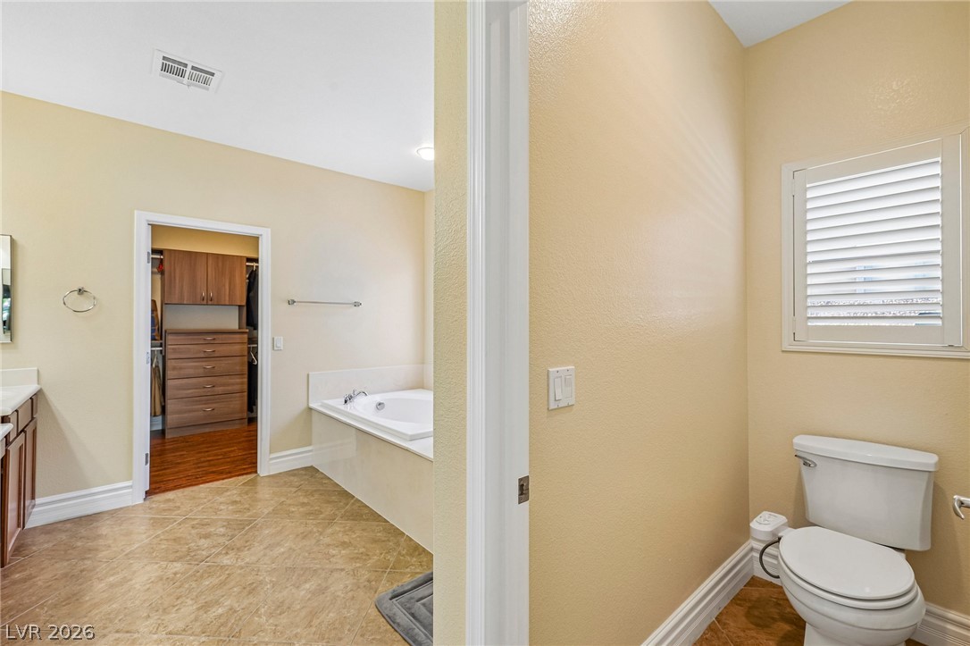 1068 Oak Fair Street Property Photo 28