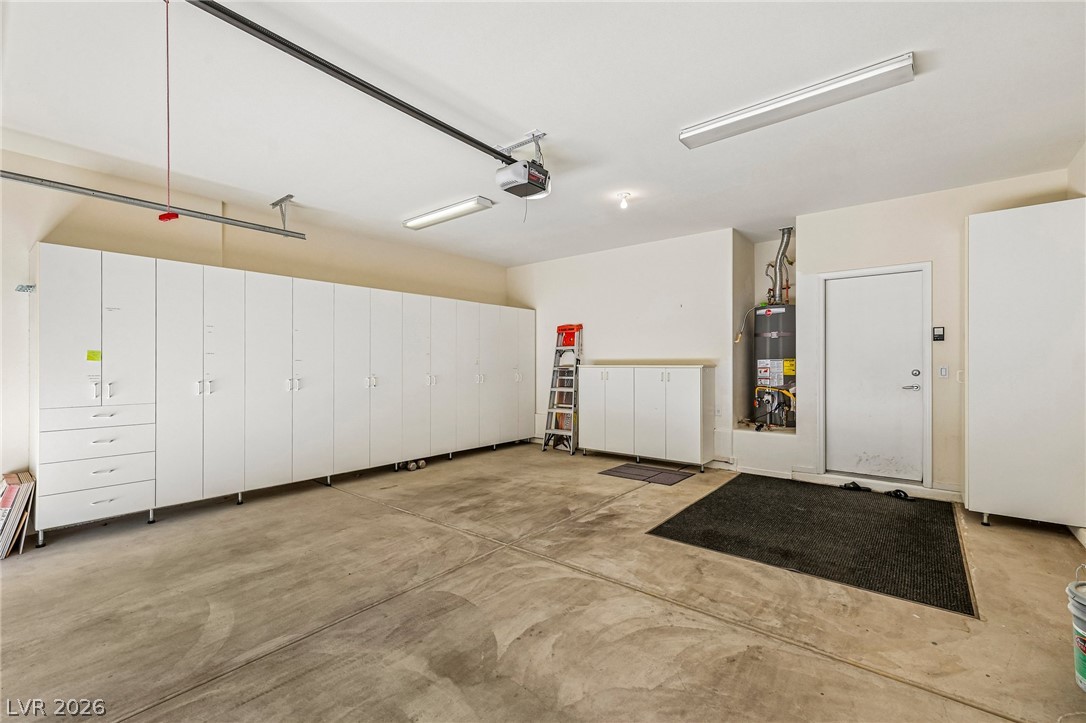 1068 Oak Fair Street Property Photo 41