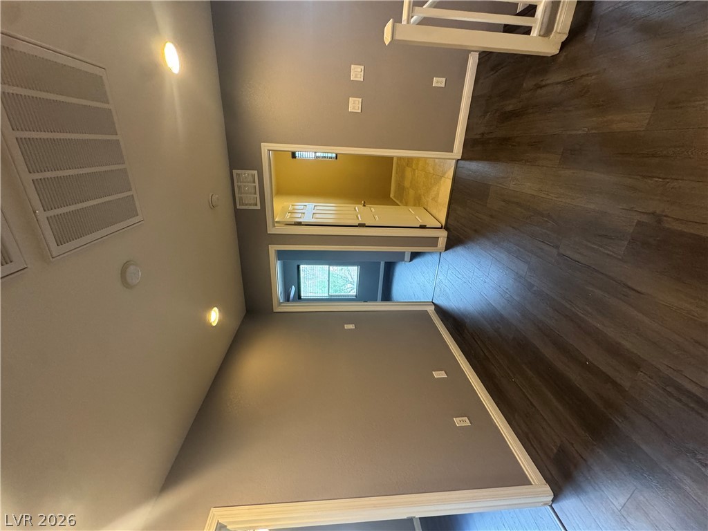 10293 Glimmering Star Drive Property Photo 9