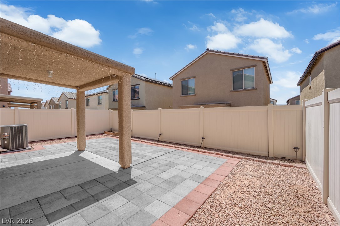 6421 Broadcloth Court Property Photo 17