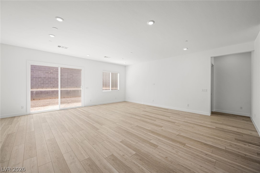10405 Diana Summit Street Property Photo 14