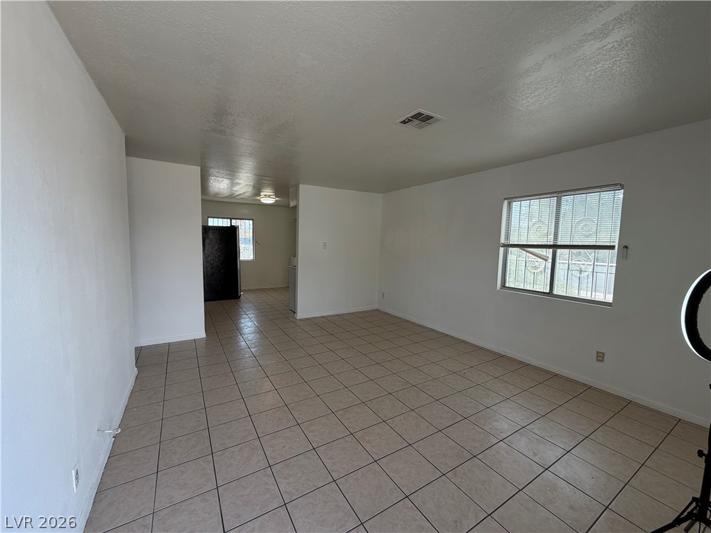 425 East Merlayne Drive 1 Property Photo 3