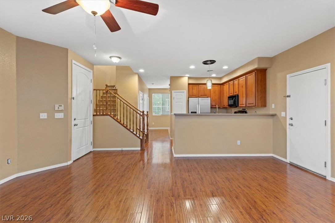 9860 Twilight Walk Avenue Property Photo 9