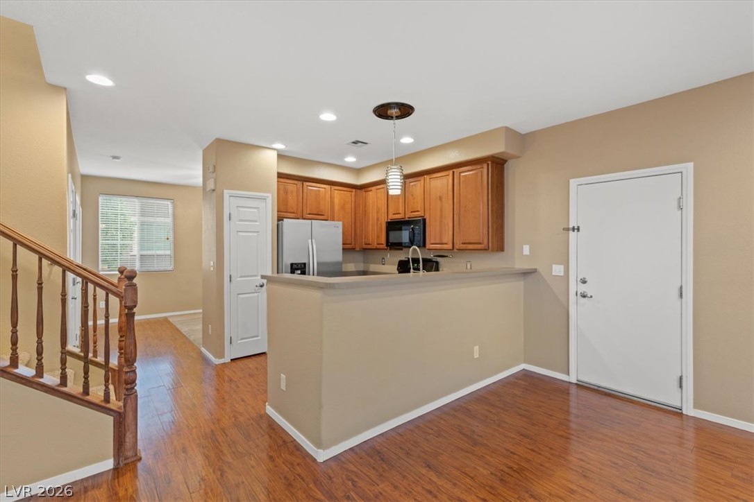 9860 Twilight Walk Avenue Property Photo 13