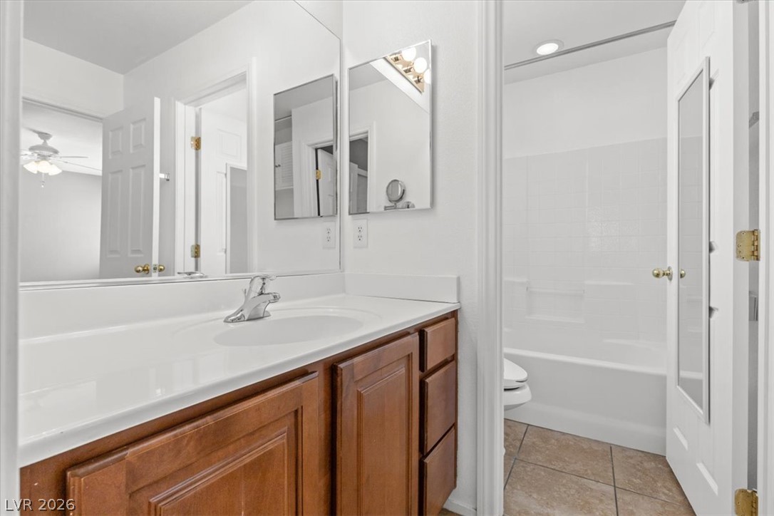 9860 Twilight Walk Avenue Property Photo 30