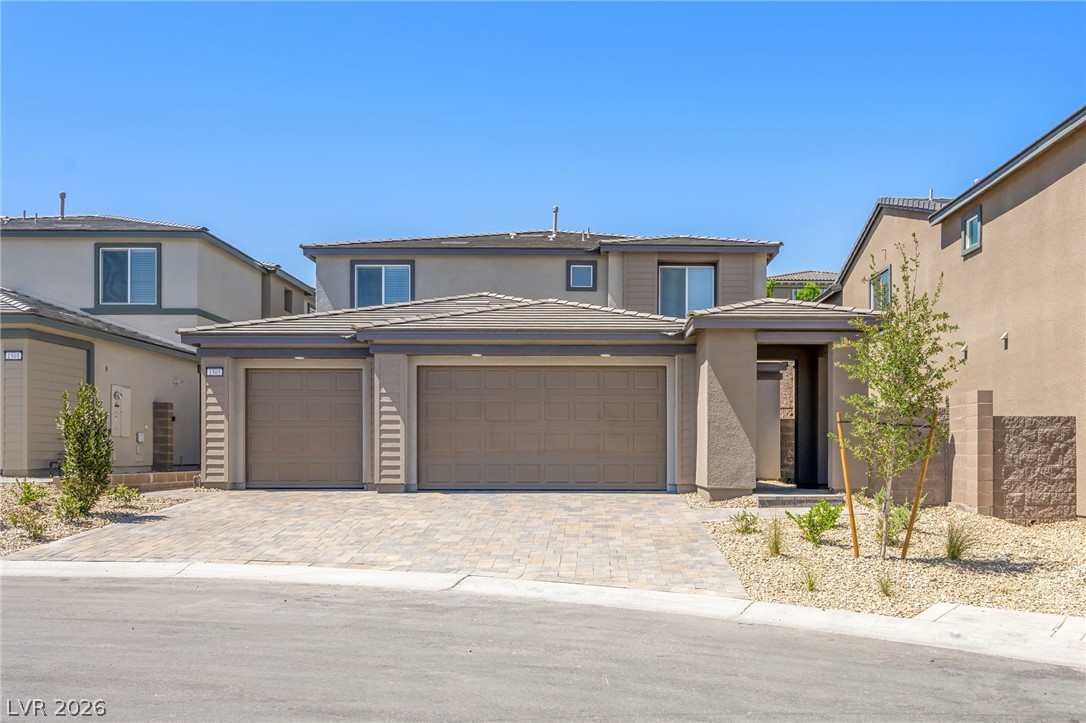 1505 Capri Cascades Court Property Photo 2