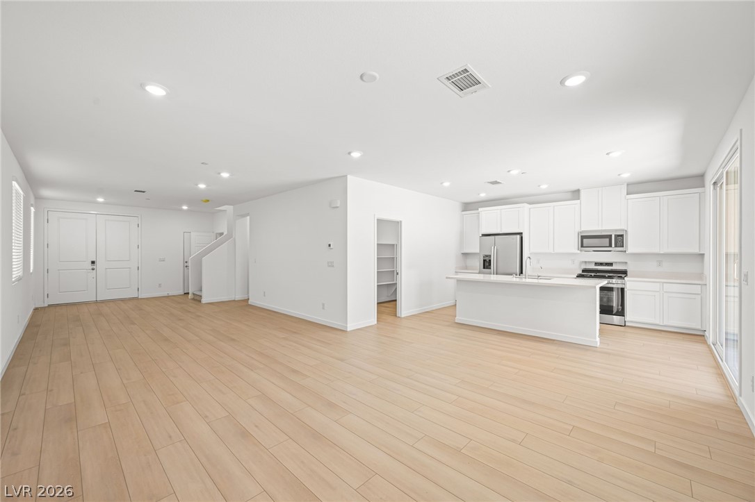 1505 Capri Cascades Court Property Photo 6