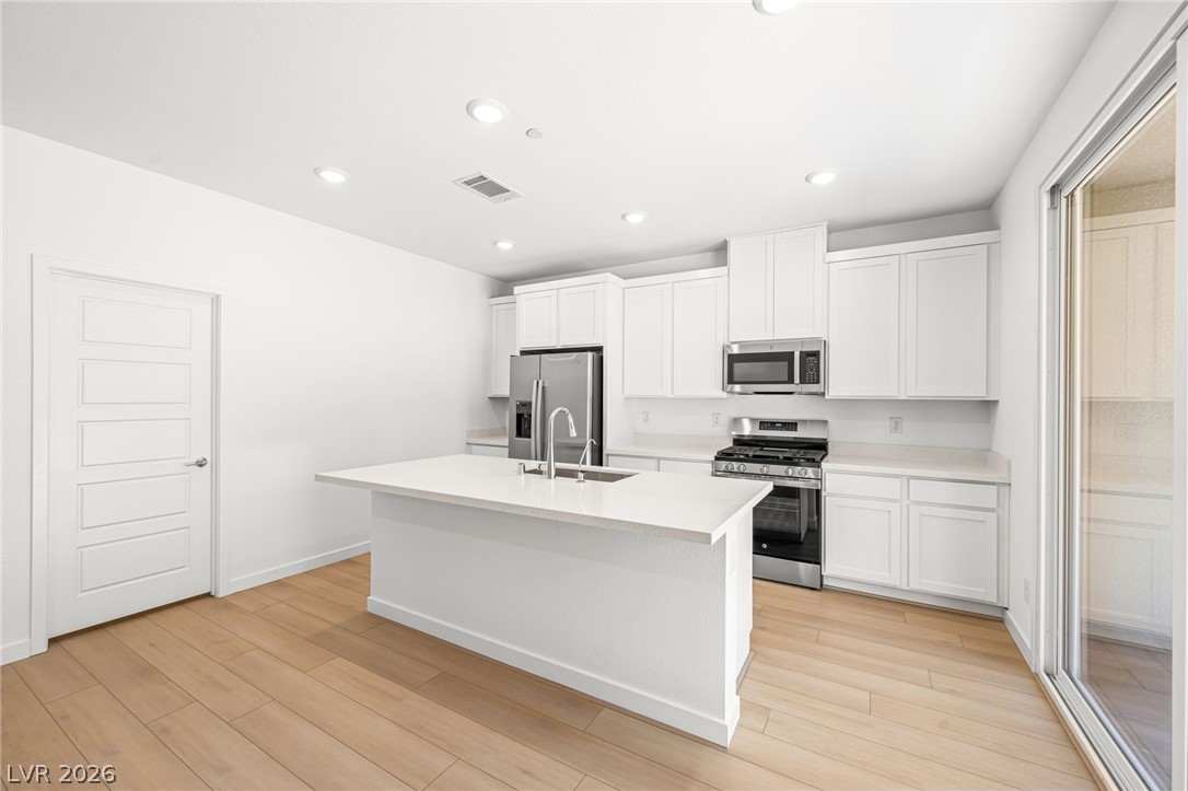 1505 Capri Cascades Court Property Photo 7