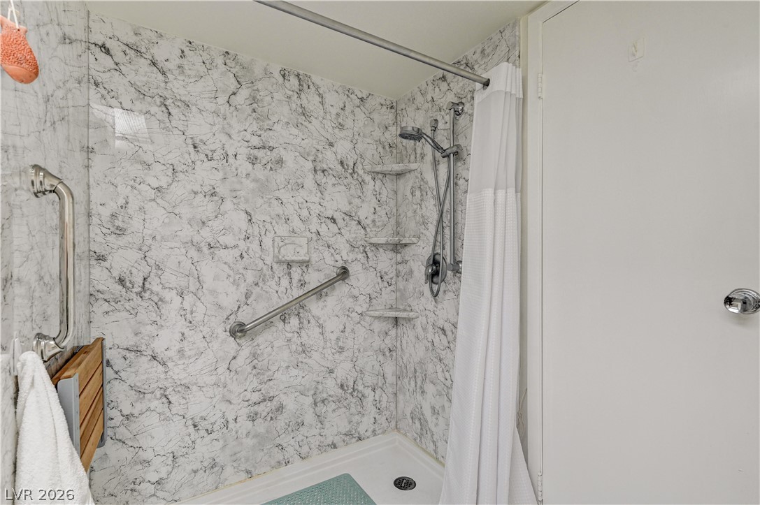 3447 Garden East Drive Property Photo 12