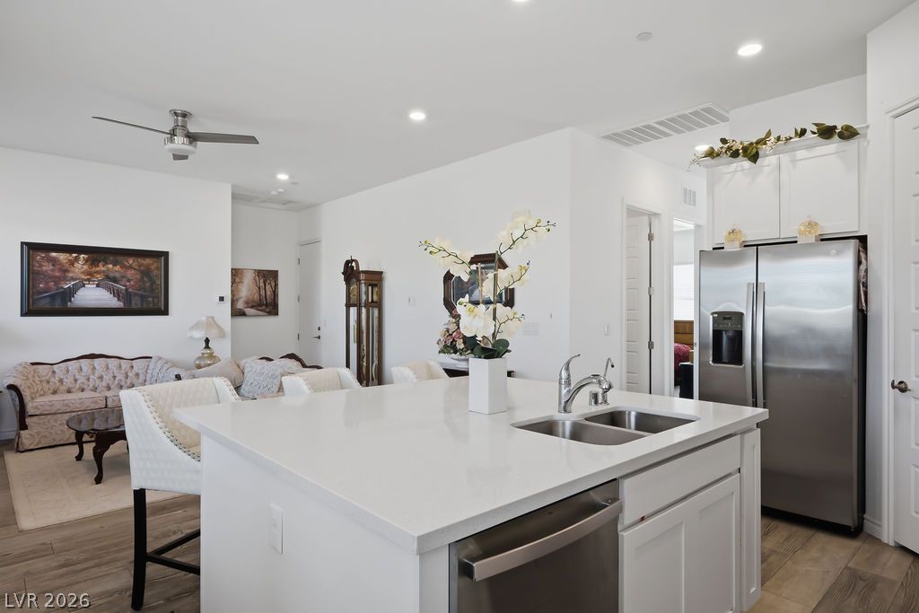 794 Charming Holly Street Property Photo 20