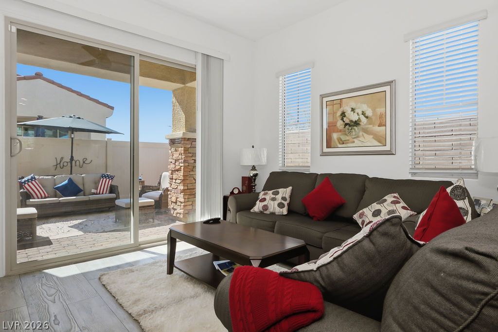 794 Charming Holly Street Property Photo 29