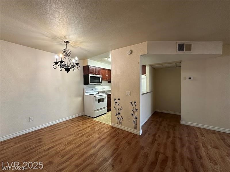 2606 South Durango Drive 172 Property Photo 4