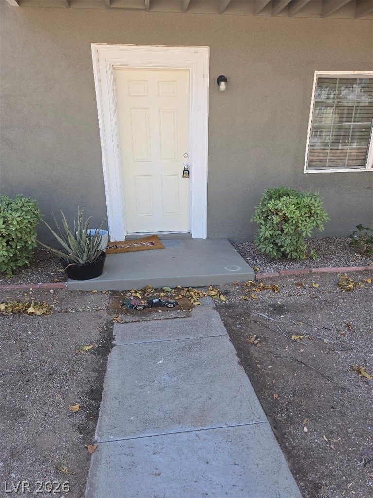 648 Avenue A 18 Property Photo 3