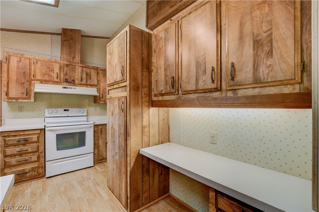 660 Scott Avenue Property Photo 24